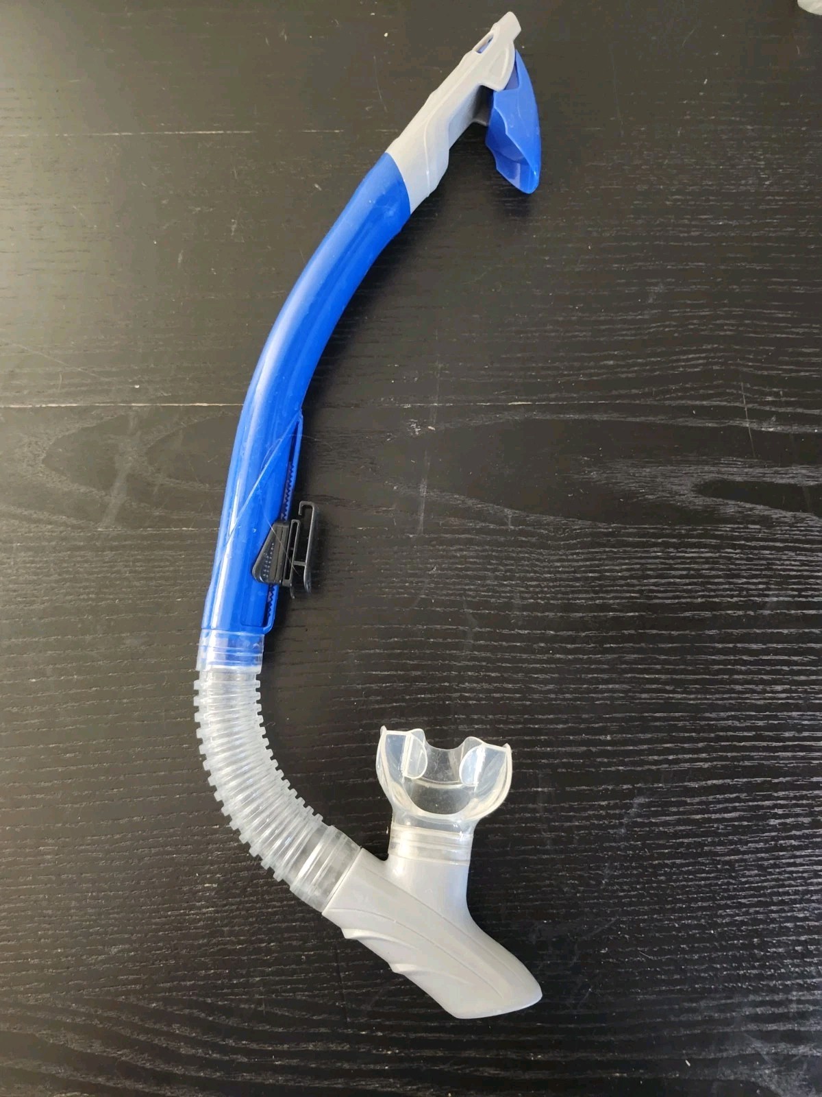 Body Glove Adult Snorkeling Set Small/Medium – Pre-owned