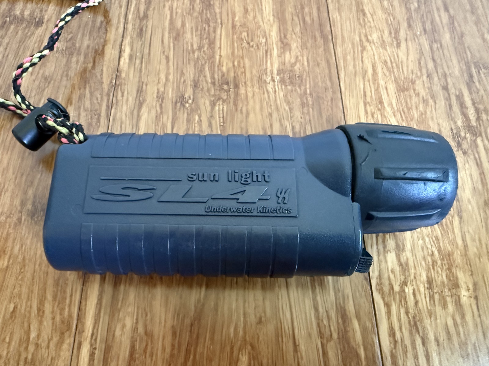 Underwater Kinetics Sunlight SL4 Scuba Dive Light • 500ft Depth • 4 C-Cell