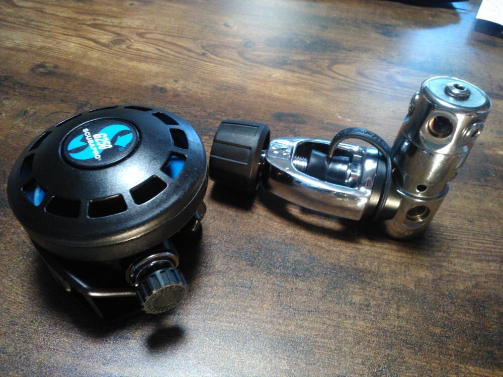 Scubapro G250,31991166/MK10 Good condition-Adjusted.