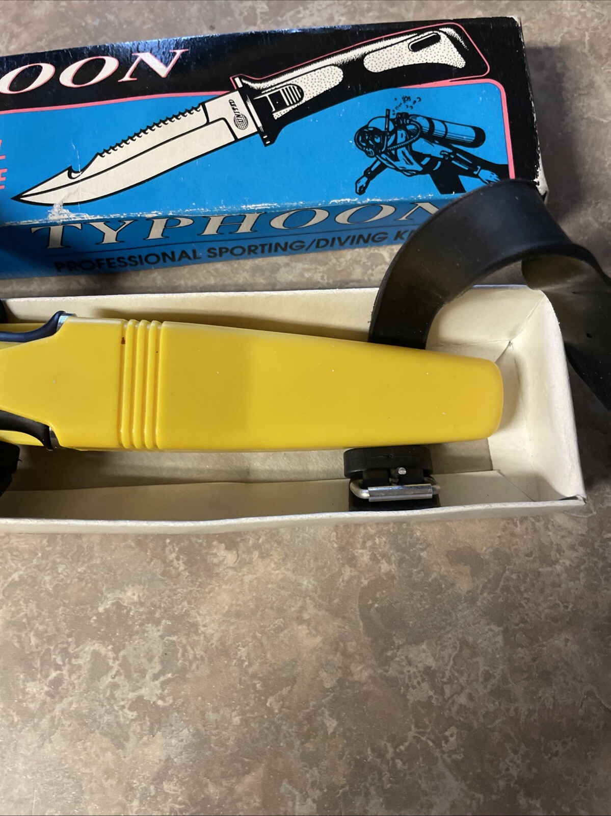 United Cutlery Typhoon professional sport/diving knife UC672