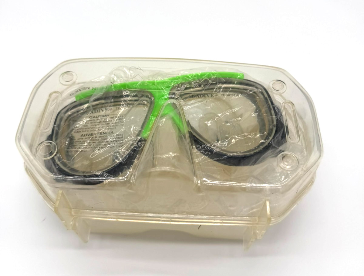 Vintage SeaDive SeaLynx Tempered Glass Scuba Diving Mask – Neon Green-Akona Box