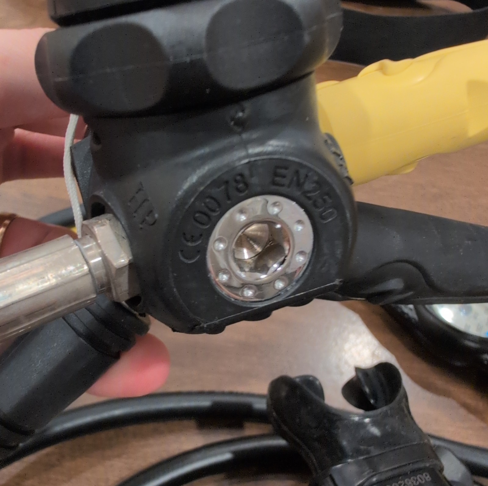 Aqualung Legend Scuba Regulator And ABS EN250 And Cressi Miniconsole 2 Gauge