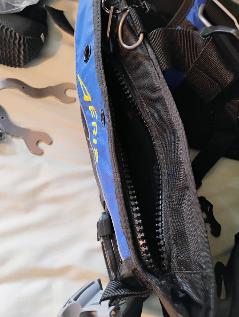 Aeris Atmos Buoyancy Compensator (M) fully rigged New