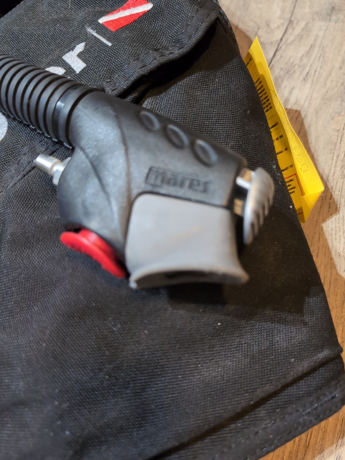 Mares Rover BCD N160 Medium With Bonus Aquamaraca Scuba Sonics Sound Device