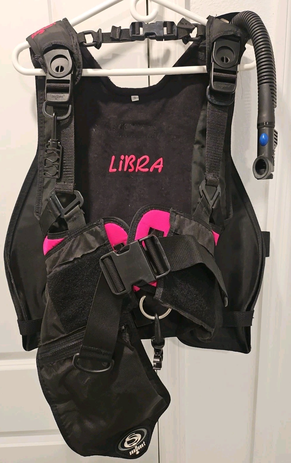SeaQuest Libra BCD Buoyancy Compensator Women’s Scuba Dive Jacket Pink Black S
