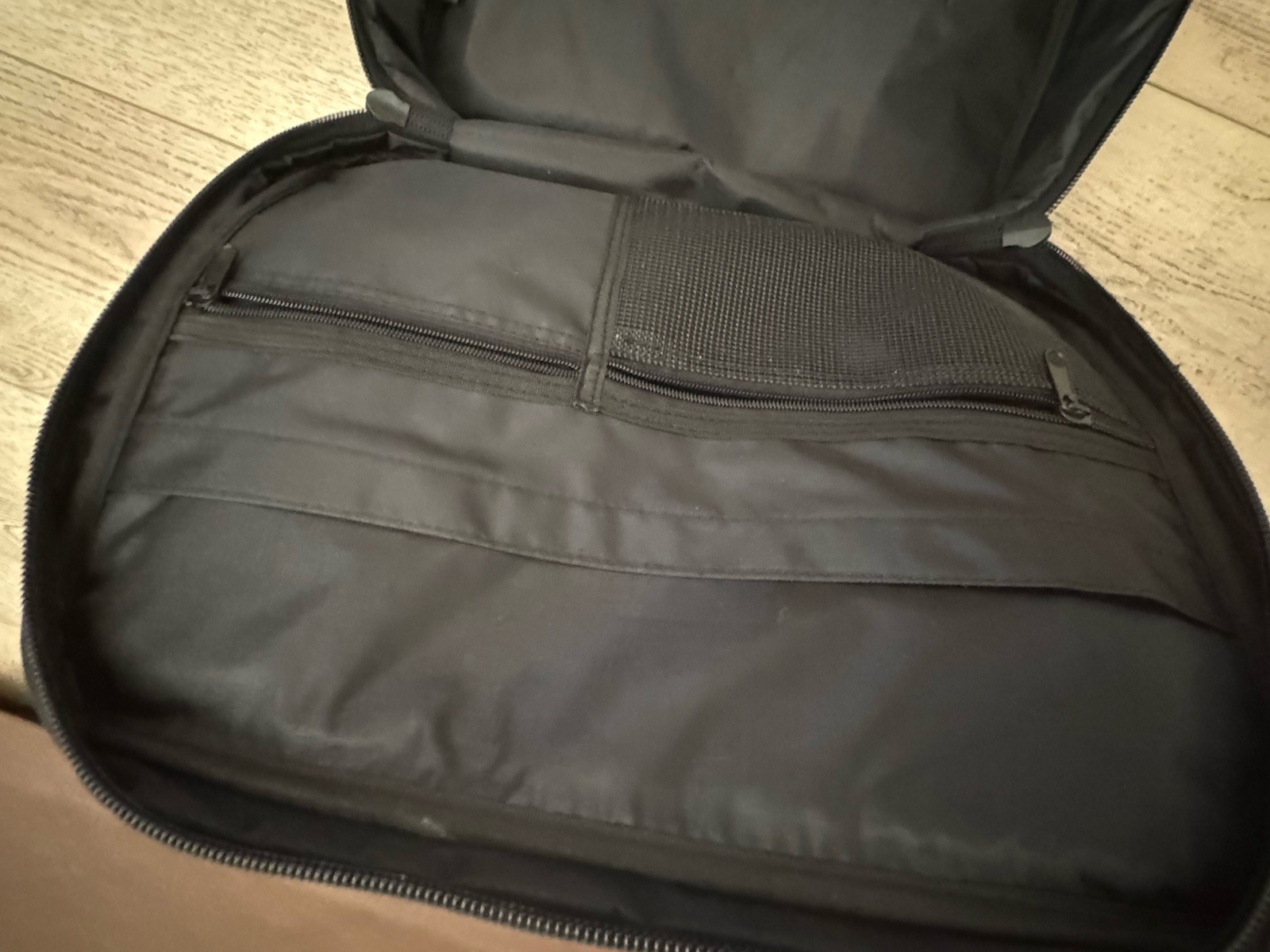 ATOMIC AQUATICS REGULATOR BAG WAY COOL! SOLID LARGE WITH STRAP!