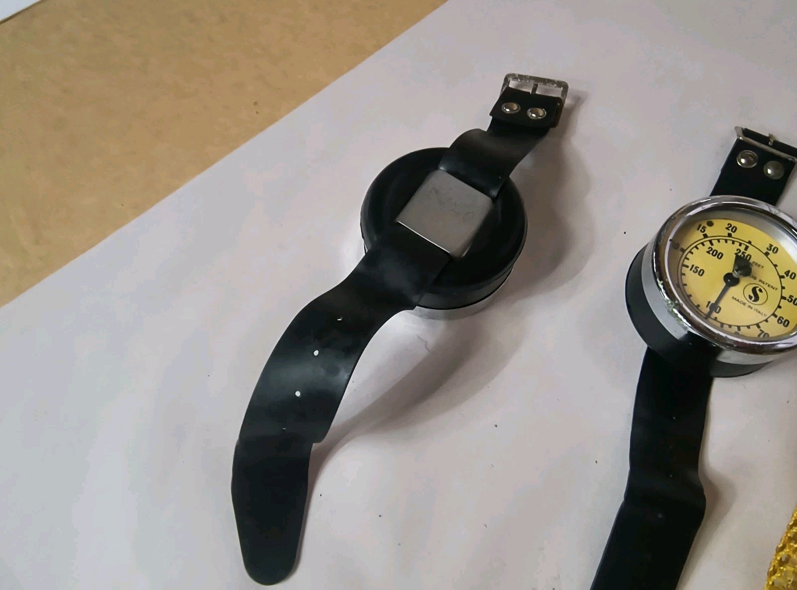 Scubapro Diver’s Wrist Depth Gauge 250 Feet Made in Italy SOS *Untested* LOT 4