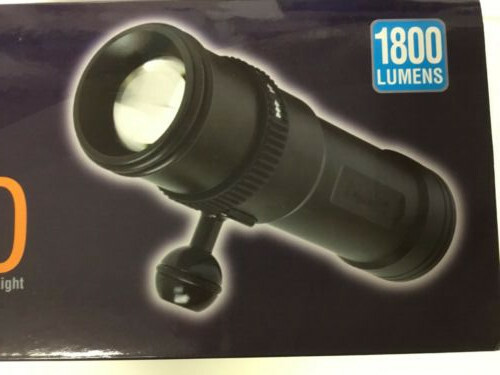 Big Blue VL1800 rechargeable LED Video Dive Light, 6500k, 450Lm. 900Lm. 1800 Lm.