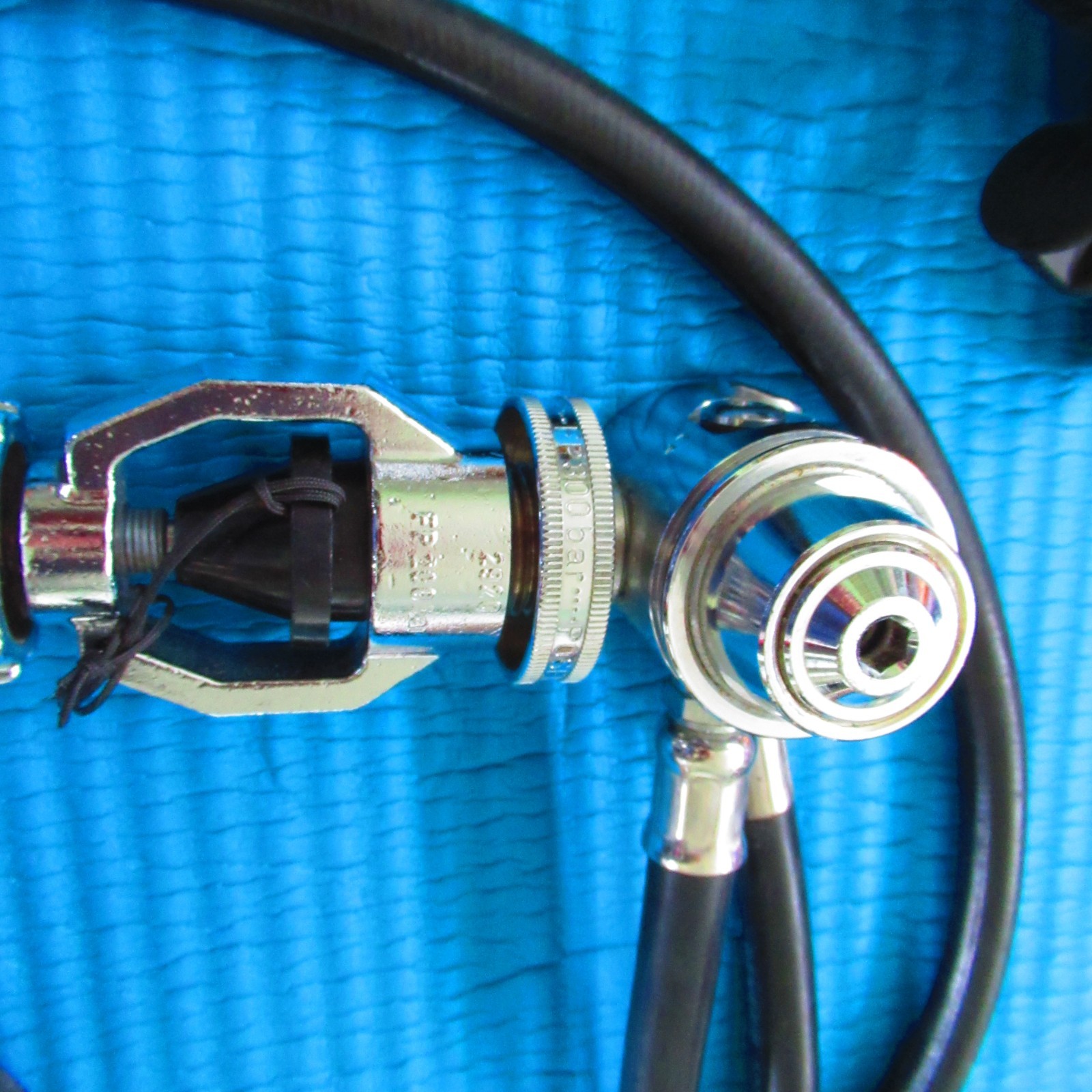 Vintage Poseidon 3960 1st Stage Scuba Diving Regulator with Cyklon 2nd Stage.