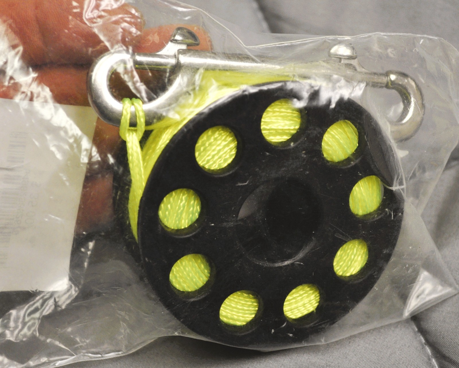 XS Scuba Finger Spool – 100 Foot scuba diving