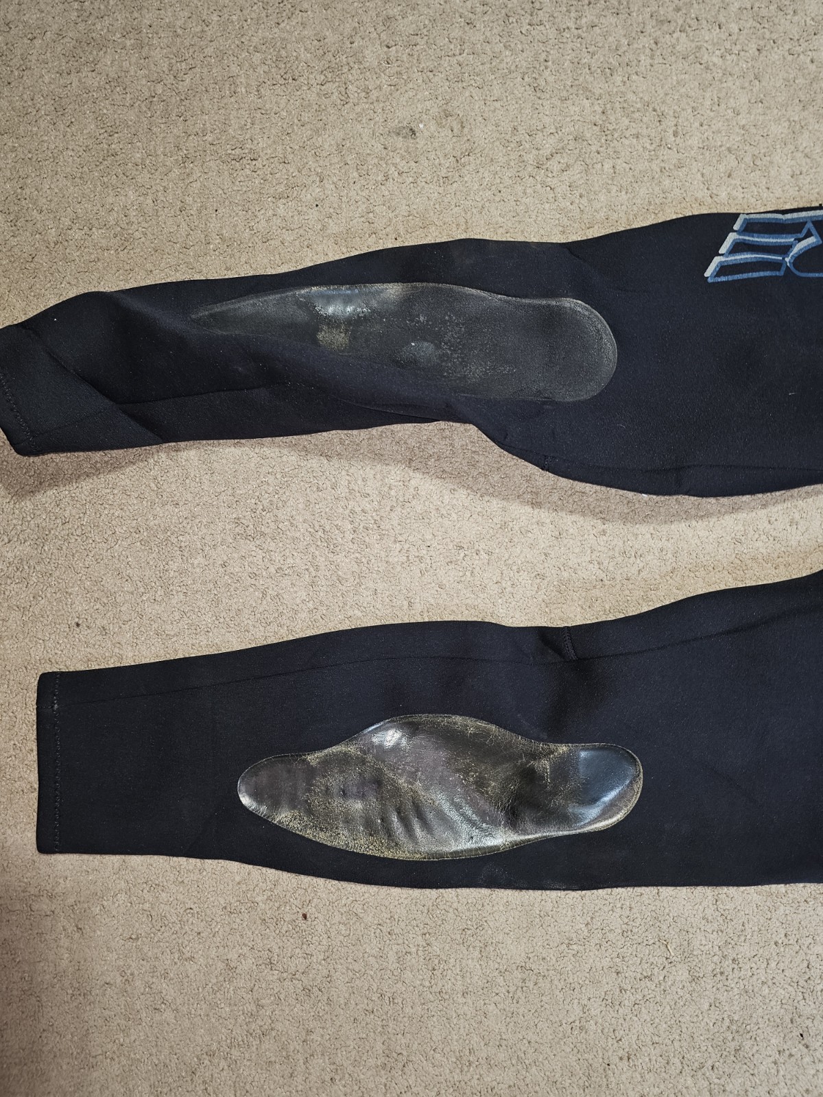 Scuba Gear Lot/Bundle: BCD Vest, Regs, Gauge, tank, Fins, Wetsuits, Mask, Gloves