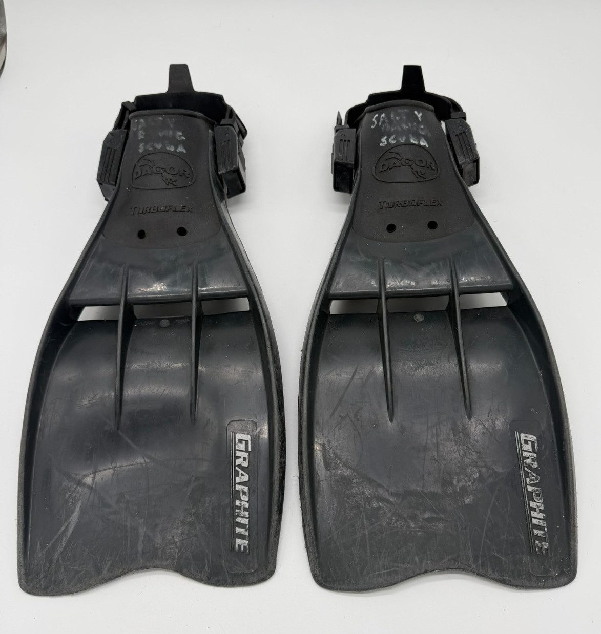 Vintage Dacor Turboflex Graphite Scuba Diving Fins Vented Made in Italy Small