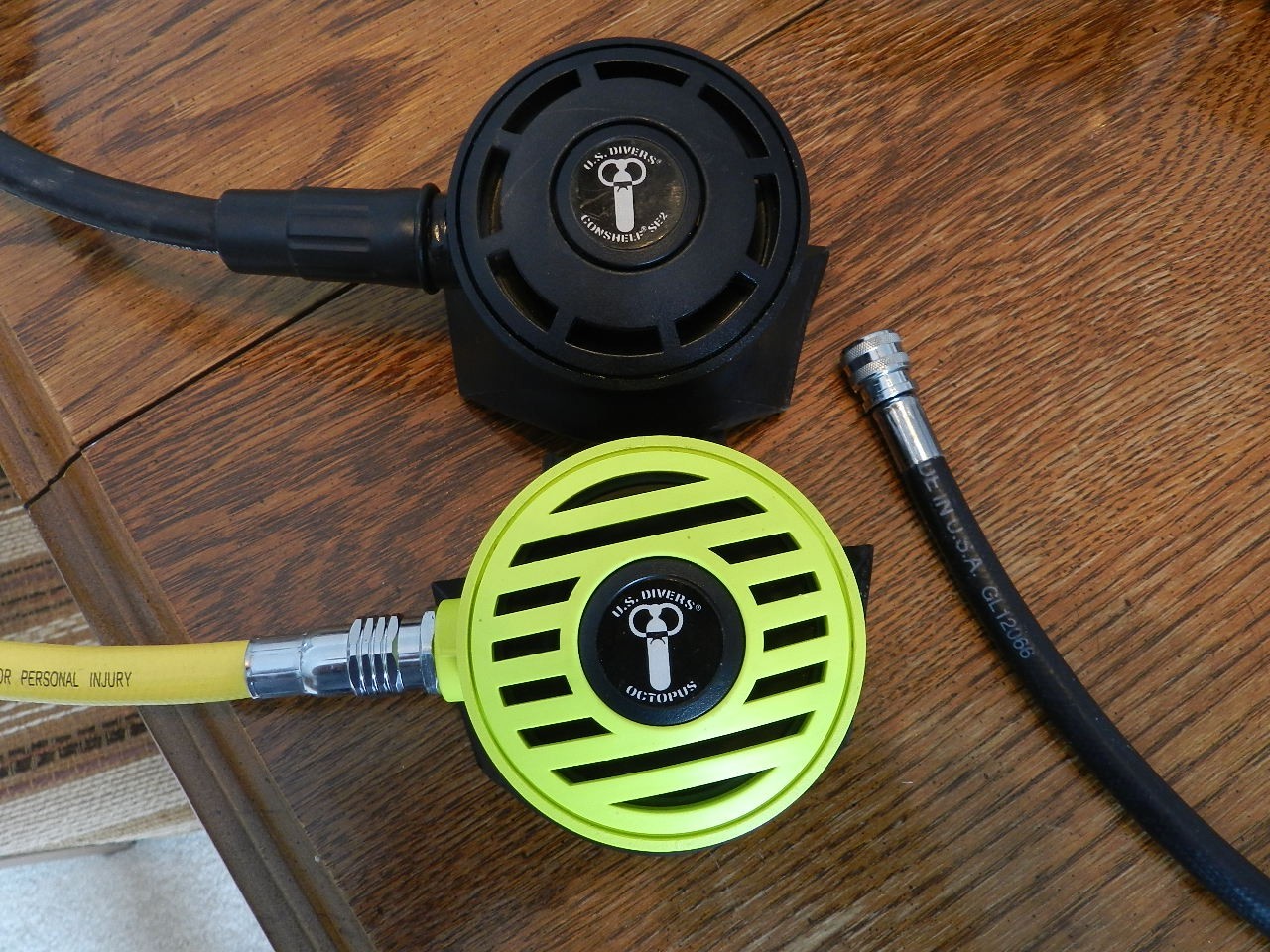 US DIVERS REGULATOR SET- SERVICED
