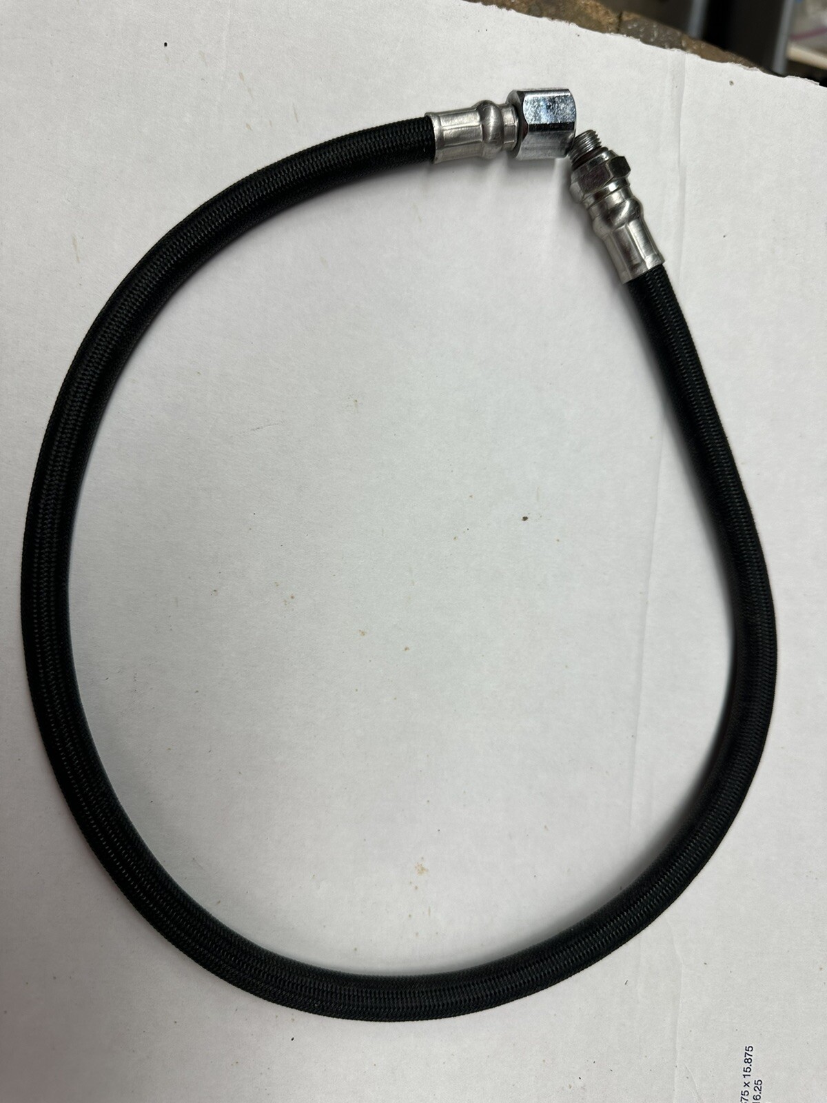 26” Braided Low Pressure Regulator Hose Unknown Brand 3/8”-24 Male Pre-owned