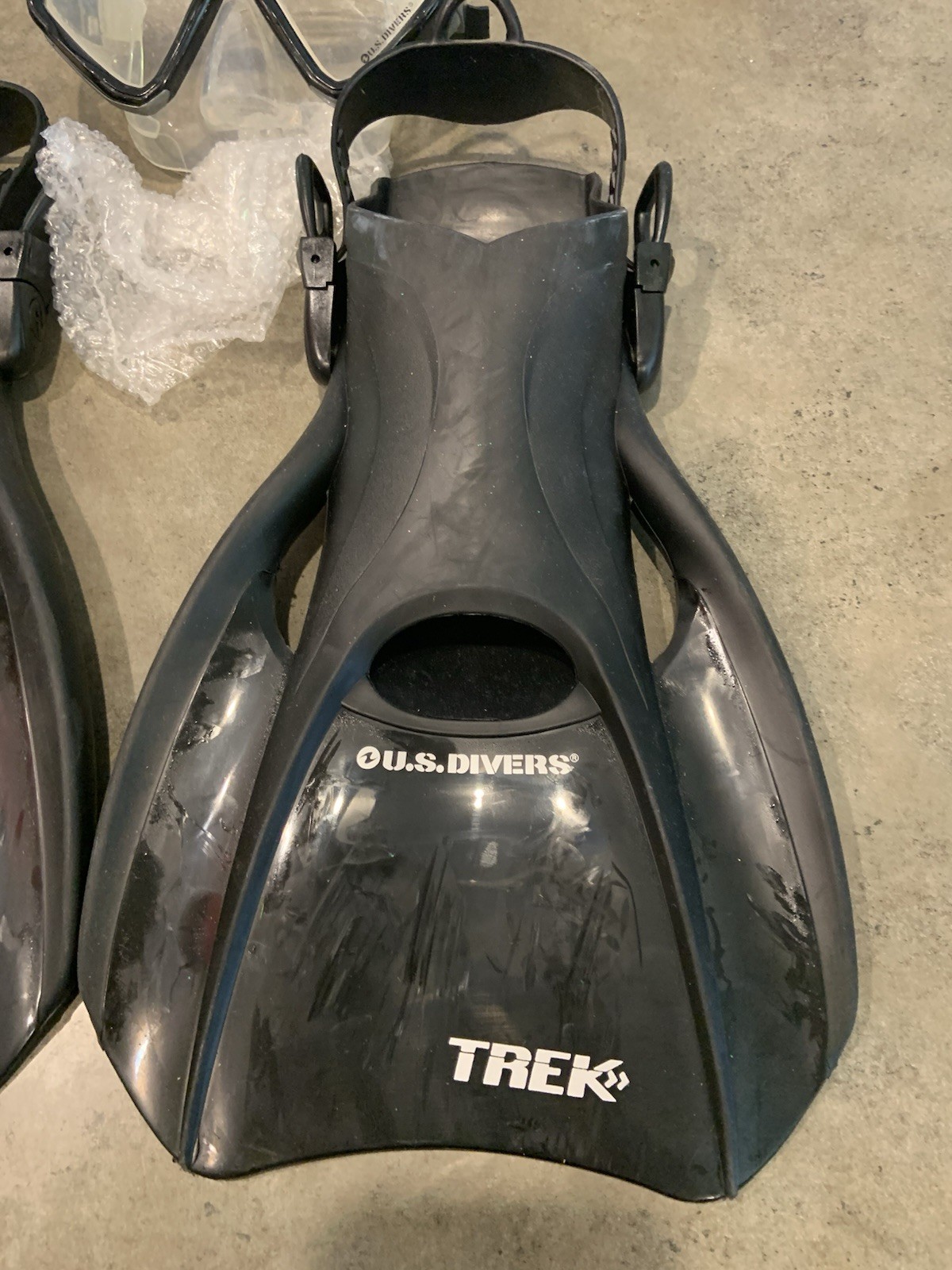 US DIVERS TREK Fins Large 10-13 W/Snorkel & Mask