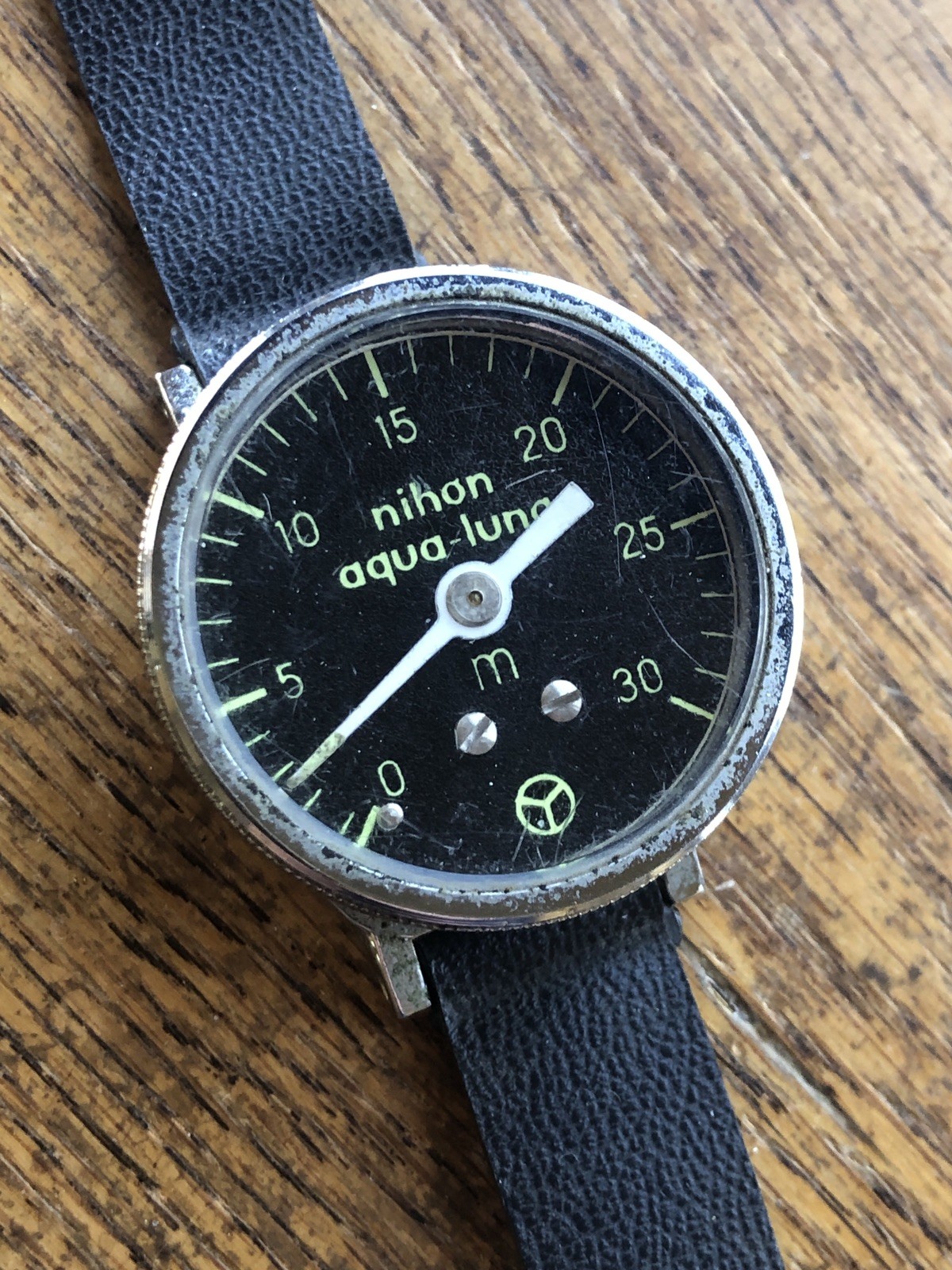 Vintage Nihon Aqua Lung Scuba Diving Depth Gauge