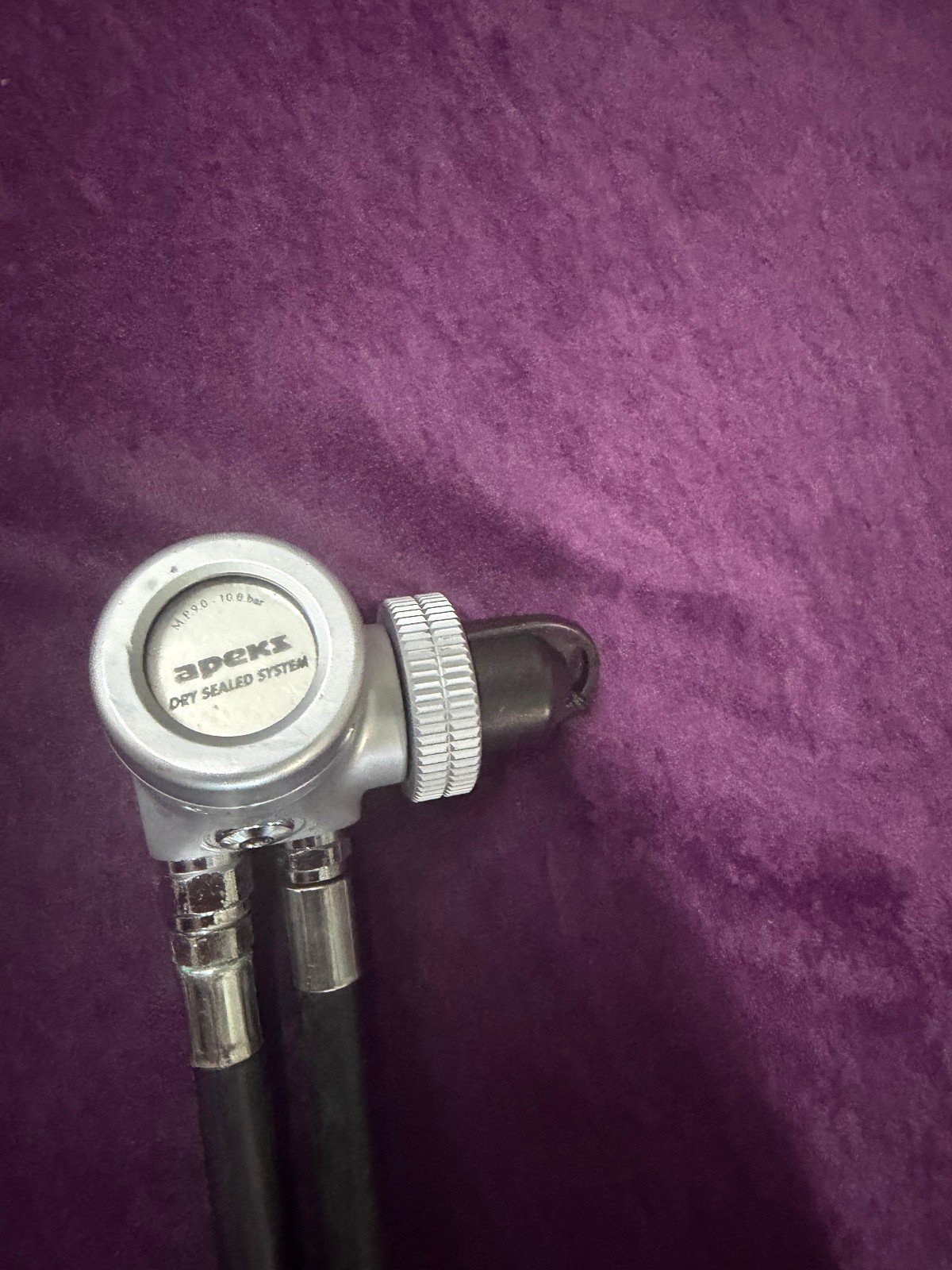 Apeks ATX 200 dry sealed 1st and a second stage