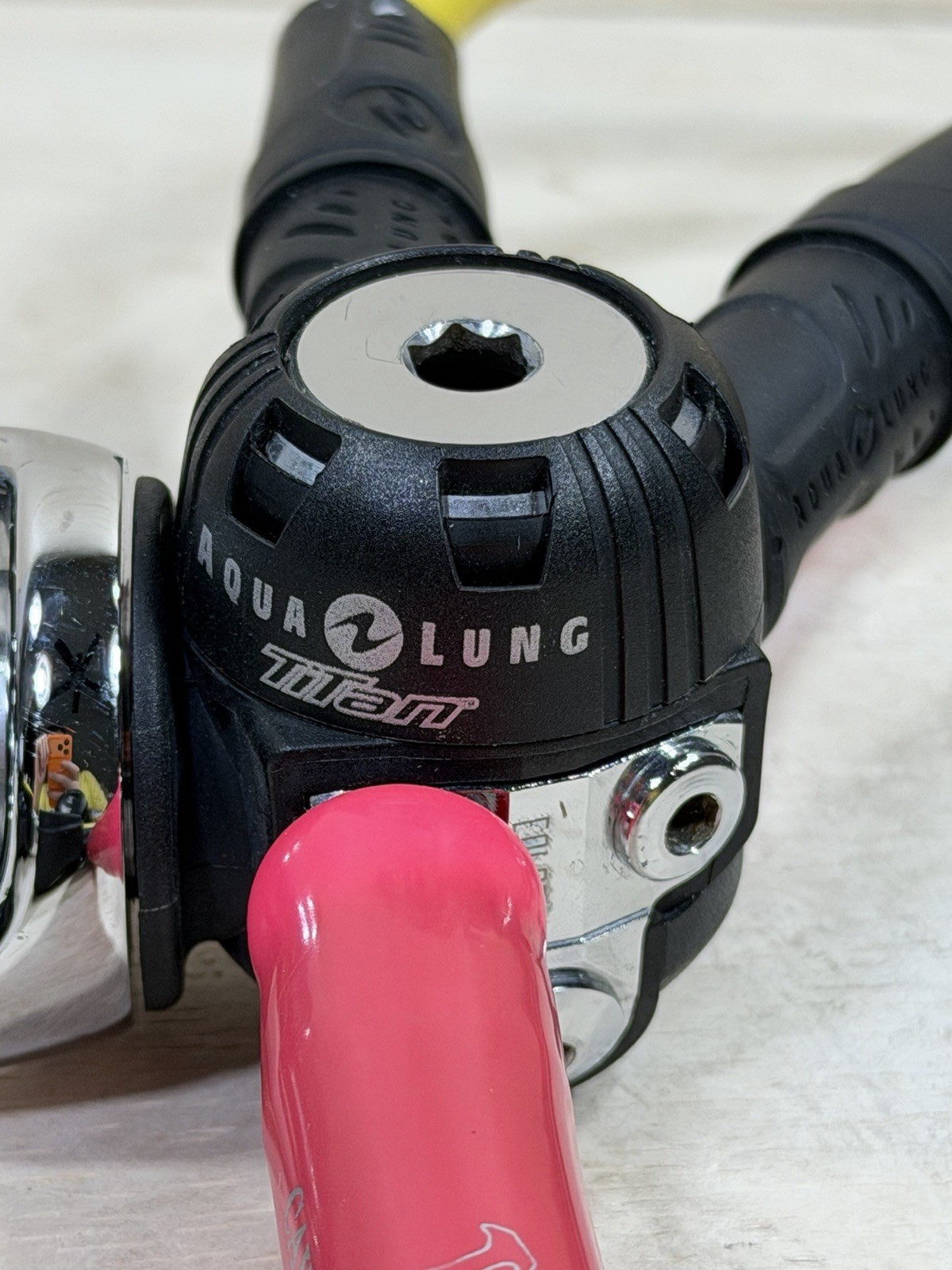 Aqua Lung Titan Scuba Regulator Set Yoke Octopus XS Gauge UNTESTED