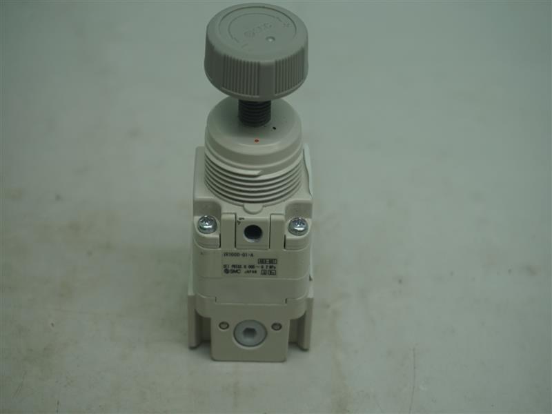 SMC IR1000-01-A IR100001A Regulator 30 Days Warranty Expedited Shipping
