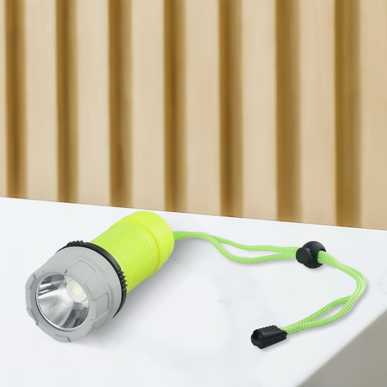 Waterproof Strong Light LED Scuba Diving Underwater Flashlight Torch Lamp