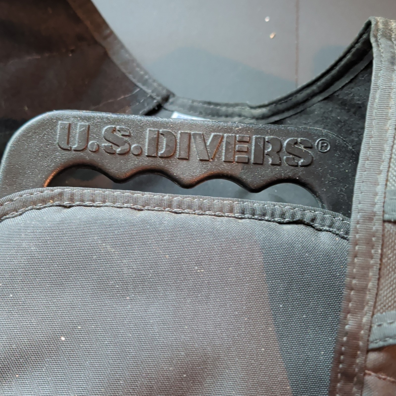 U.S. Divers Sonic 2 Scuba BCD Buoyancy Compensator Vest, Medium (MPN 7802-25)