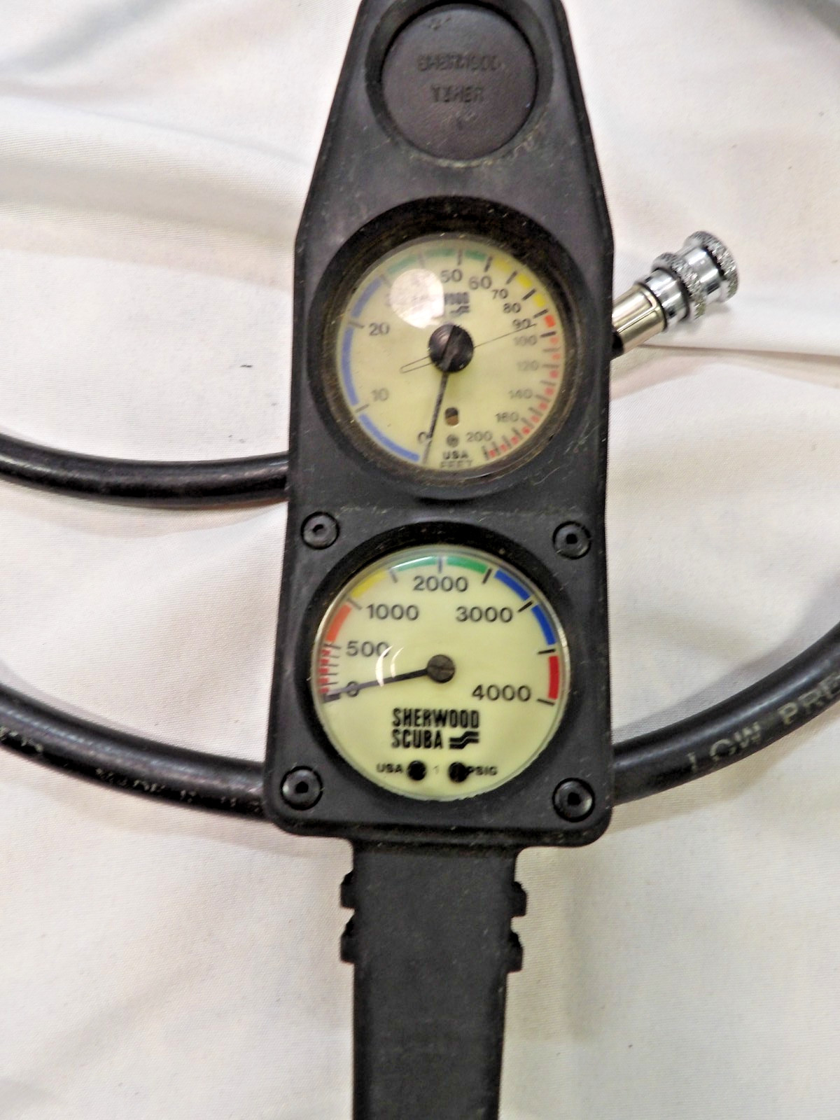 Sherwood Scuba Diving System Brut & Saturn Regulators Gauges And Control Valve
