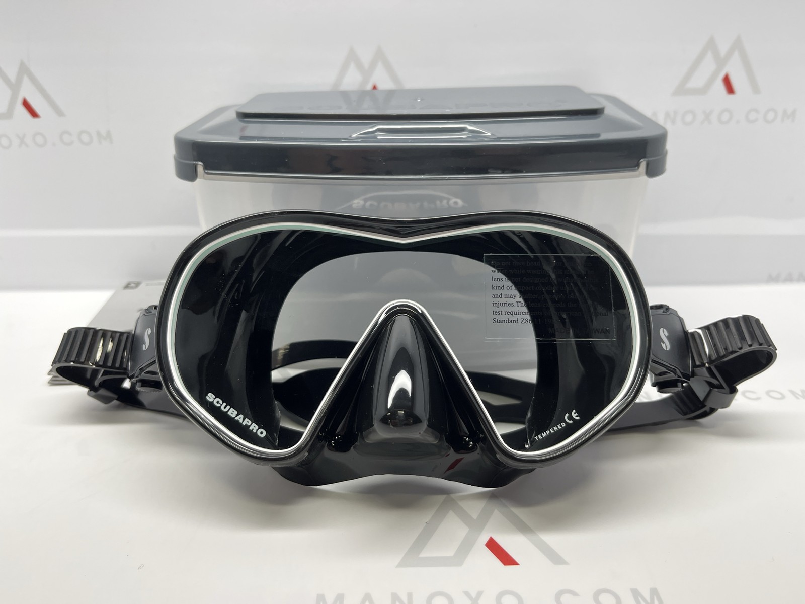 SCUBAPRO Solo Scuba Mask with Panoramic Single Lens for Recreational D