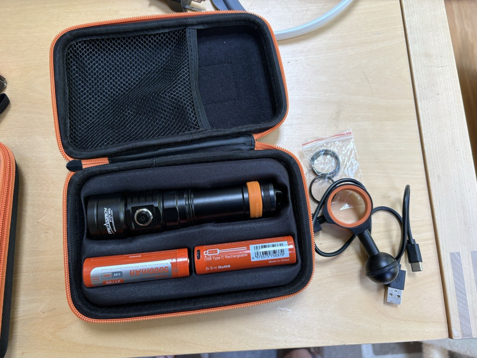 Orcatorch d710 Mk2 dive light