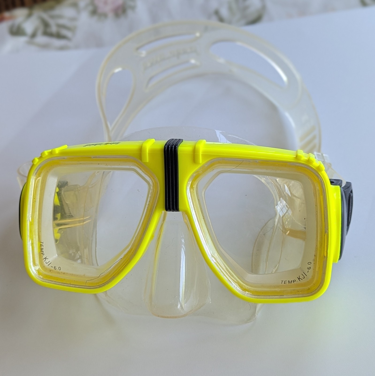 Prescription Dive Snorkel Mask Optical RX Lens -6 Each Side Tempered Glass-Used