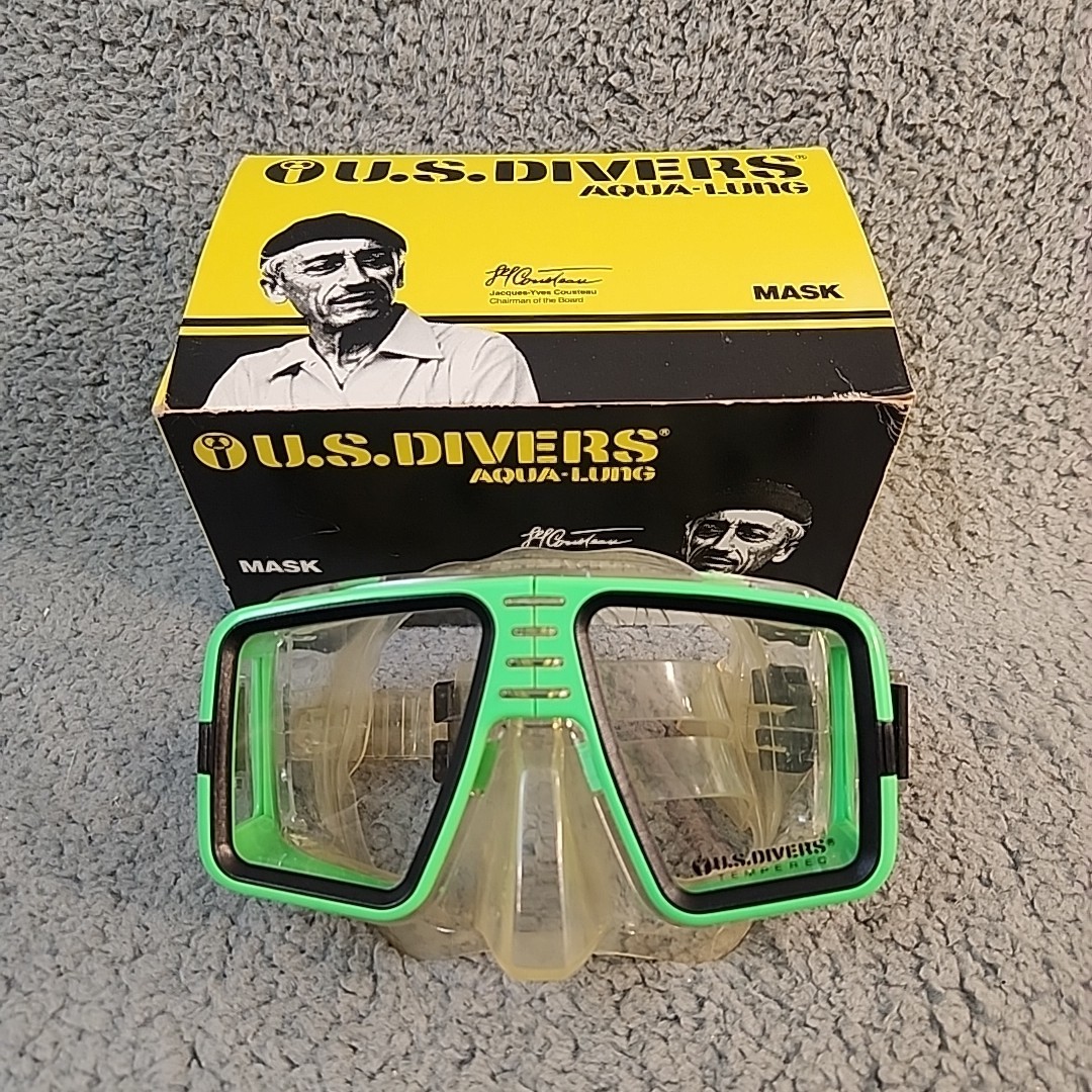 US Divers Aqua Lung Hawaii 4 Scuba Diving Snorkeling Mask Neon Green W/ Box