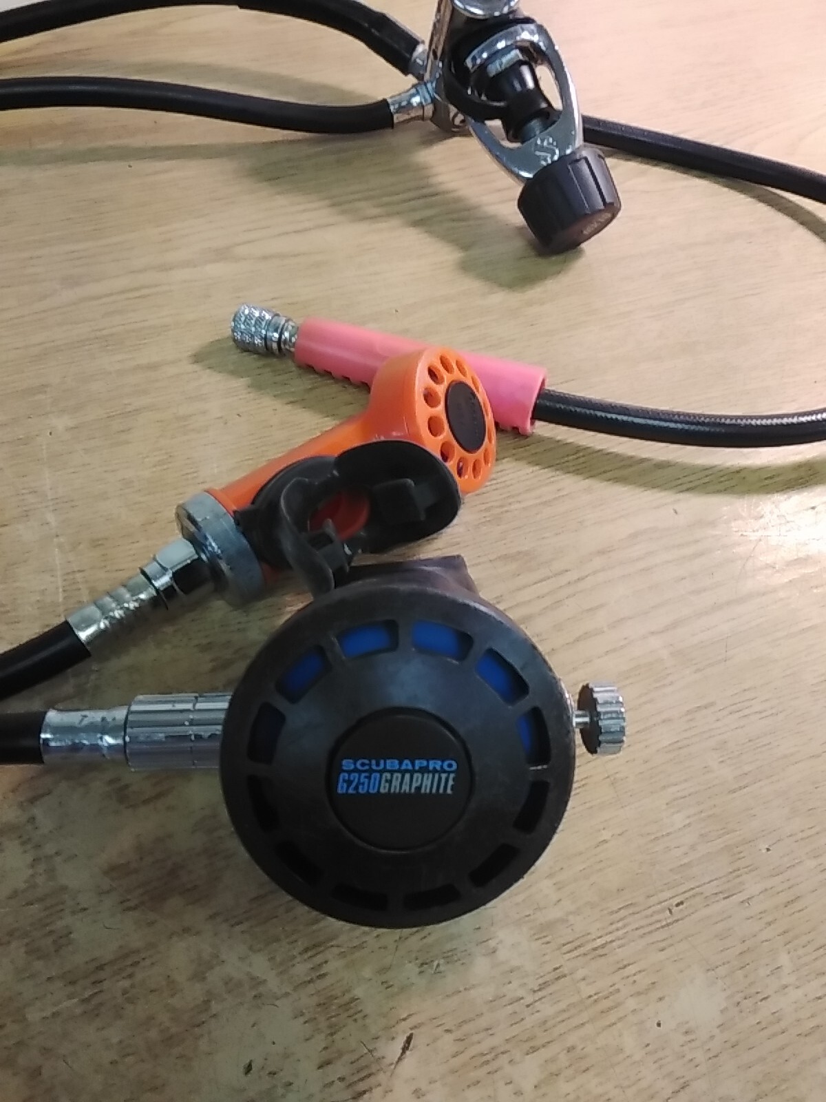 ScubaPro MK10 G250 Graphite, Oceanic Scuba Dive Regulators