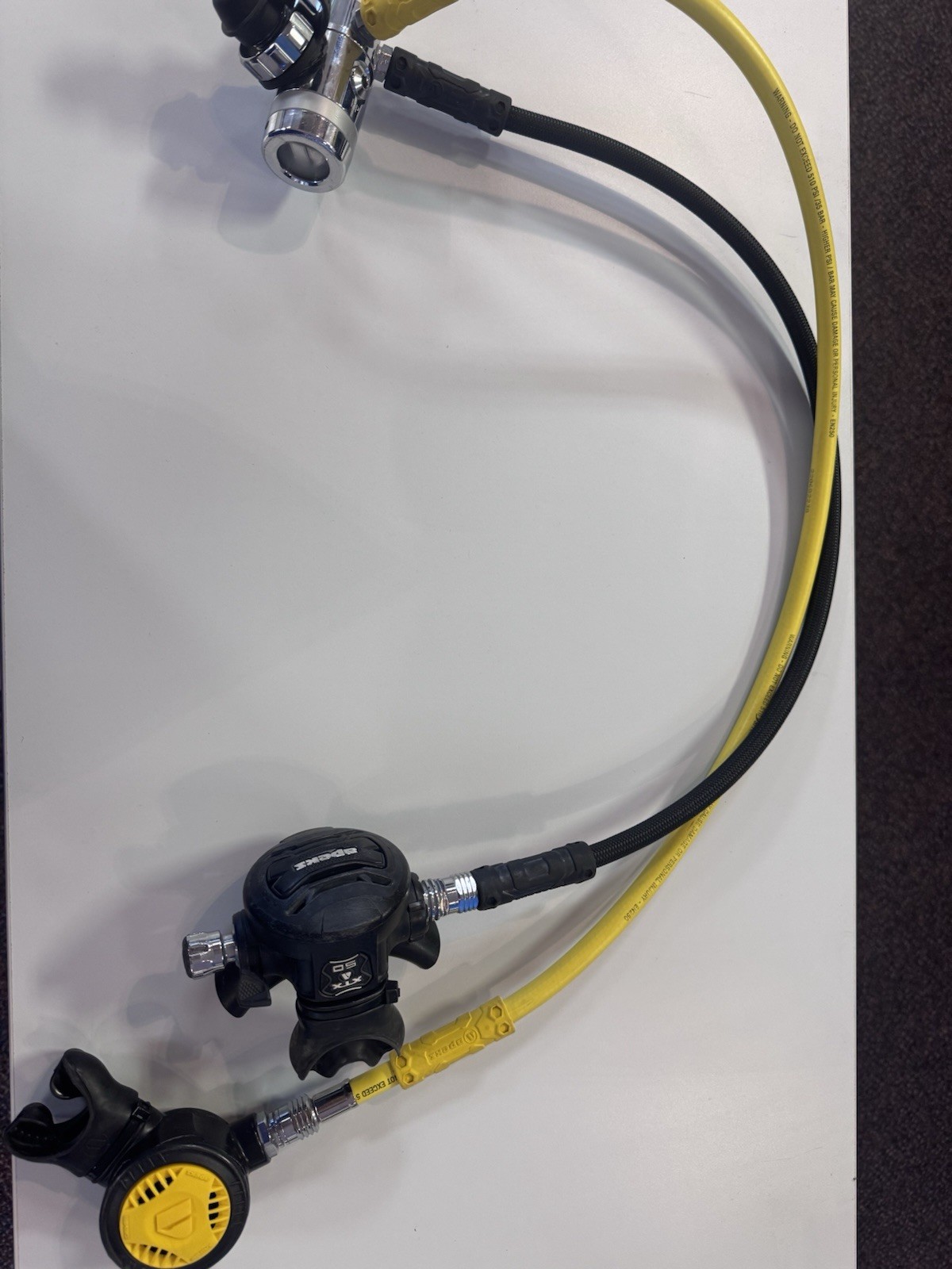 Apeks XTX50 Scuba Regulator Set DIN – 1st Stage, 2nd Stage, Octo