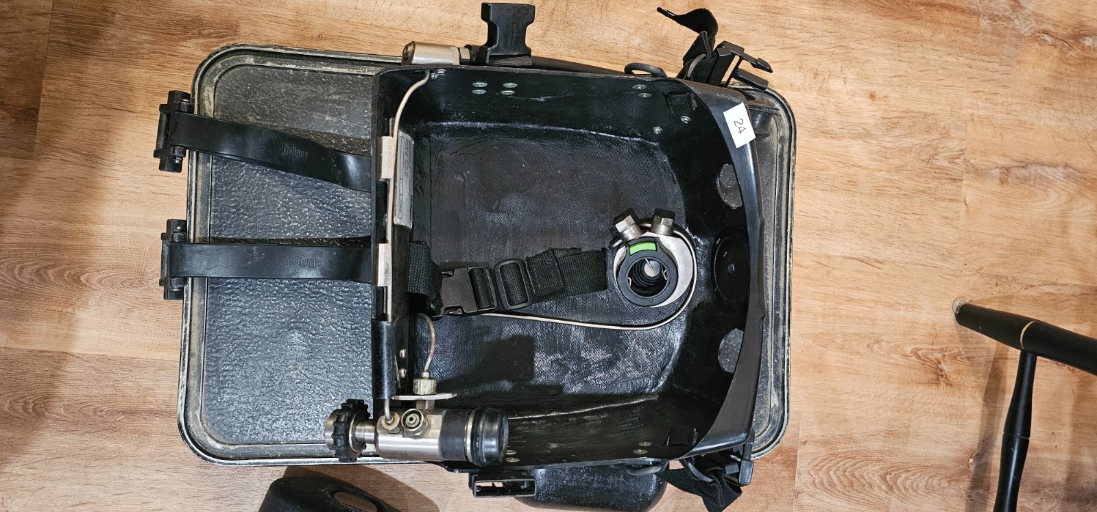Dräger LAR VI.1 Closed Circuit SCUBA Diving Apparatus Kit with Case Drager