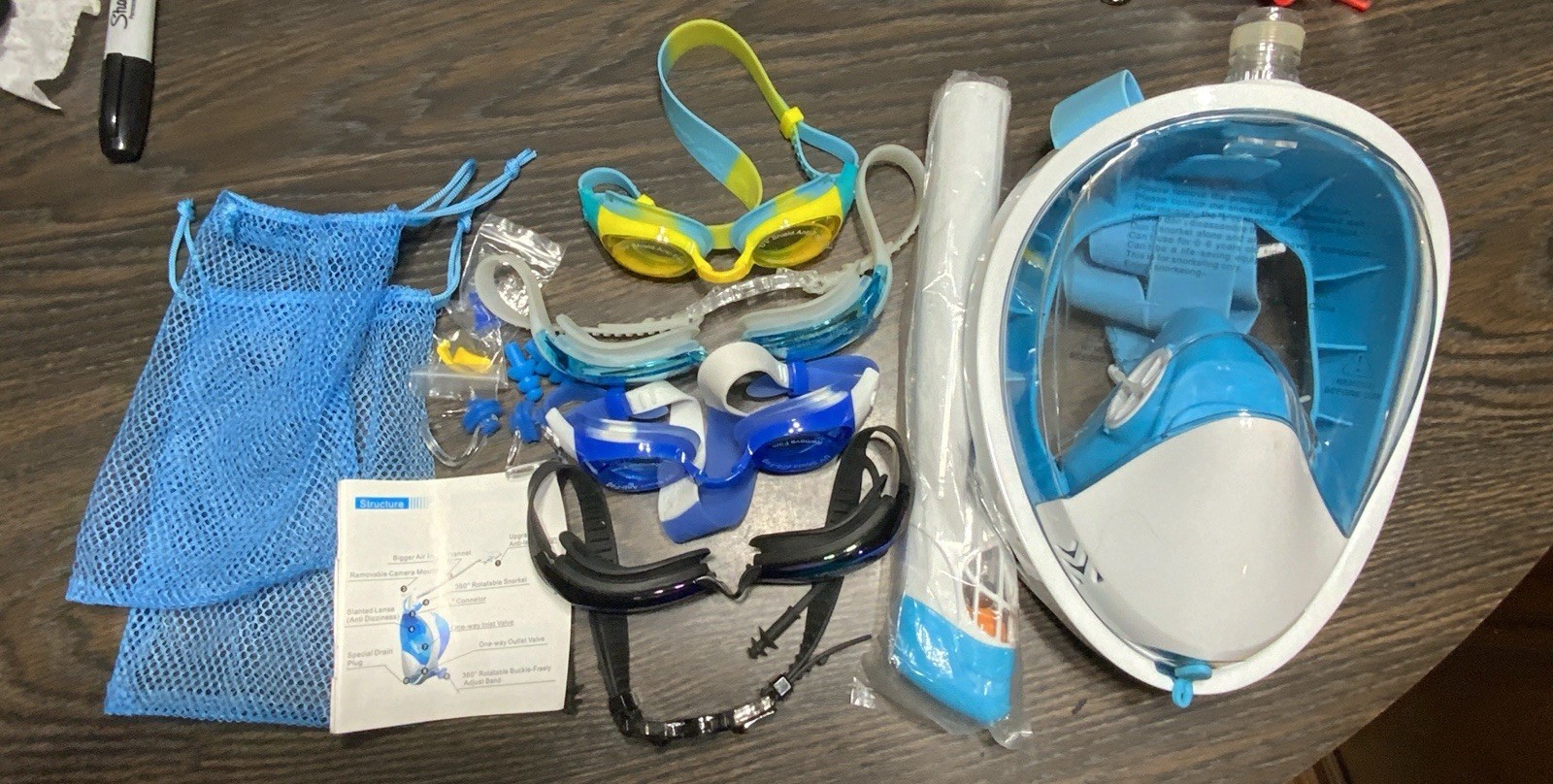 Grohoze Diving Mask And Snorkel & Accessories Incl. 4 Pairs Swimming Goggles