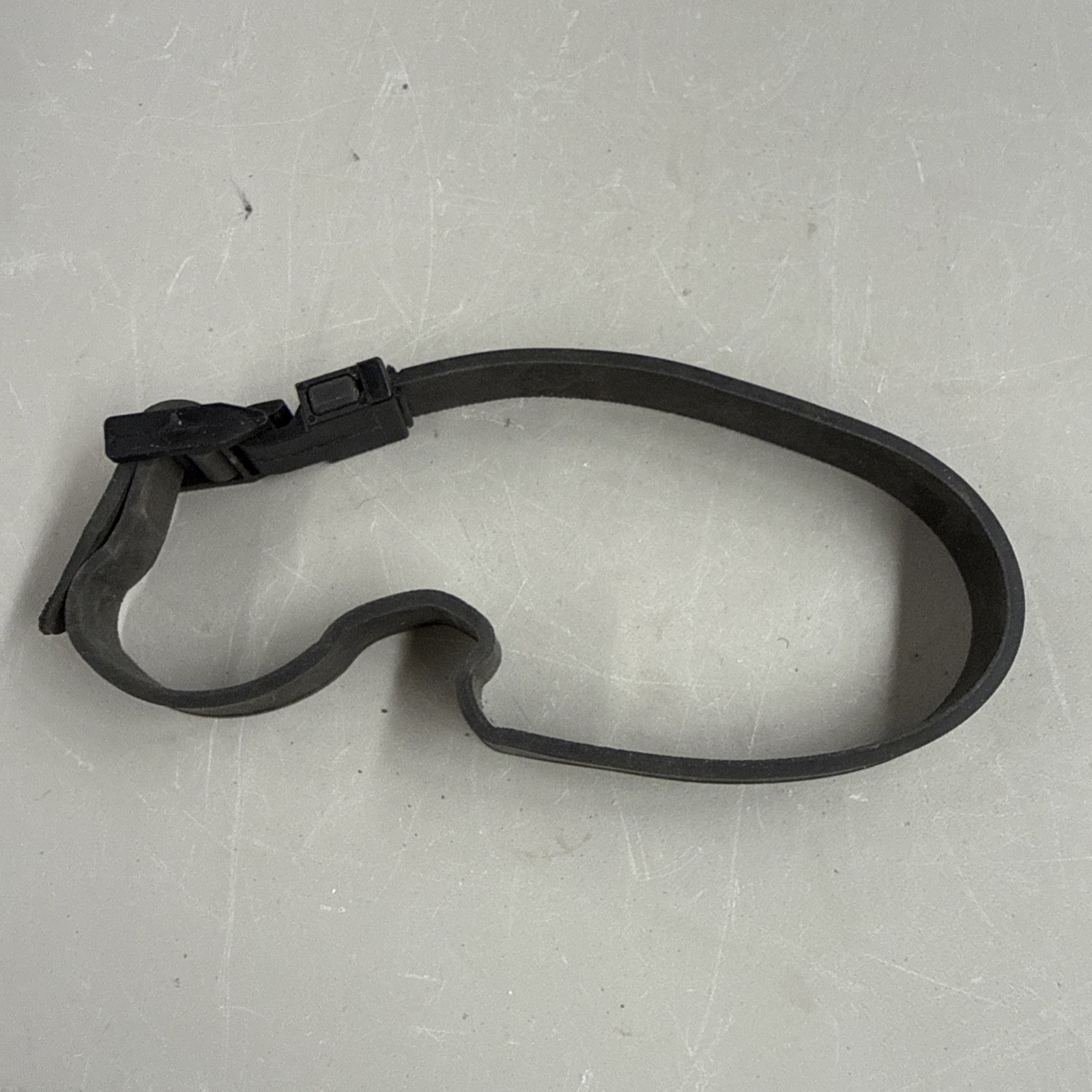 OEM NOS Underwater Kinetics black rubber tactical knife strap 5/8”wide 16” long