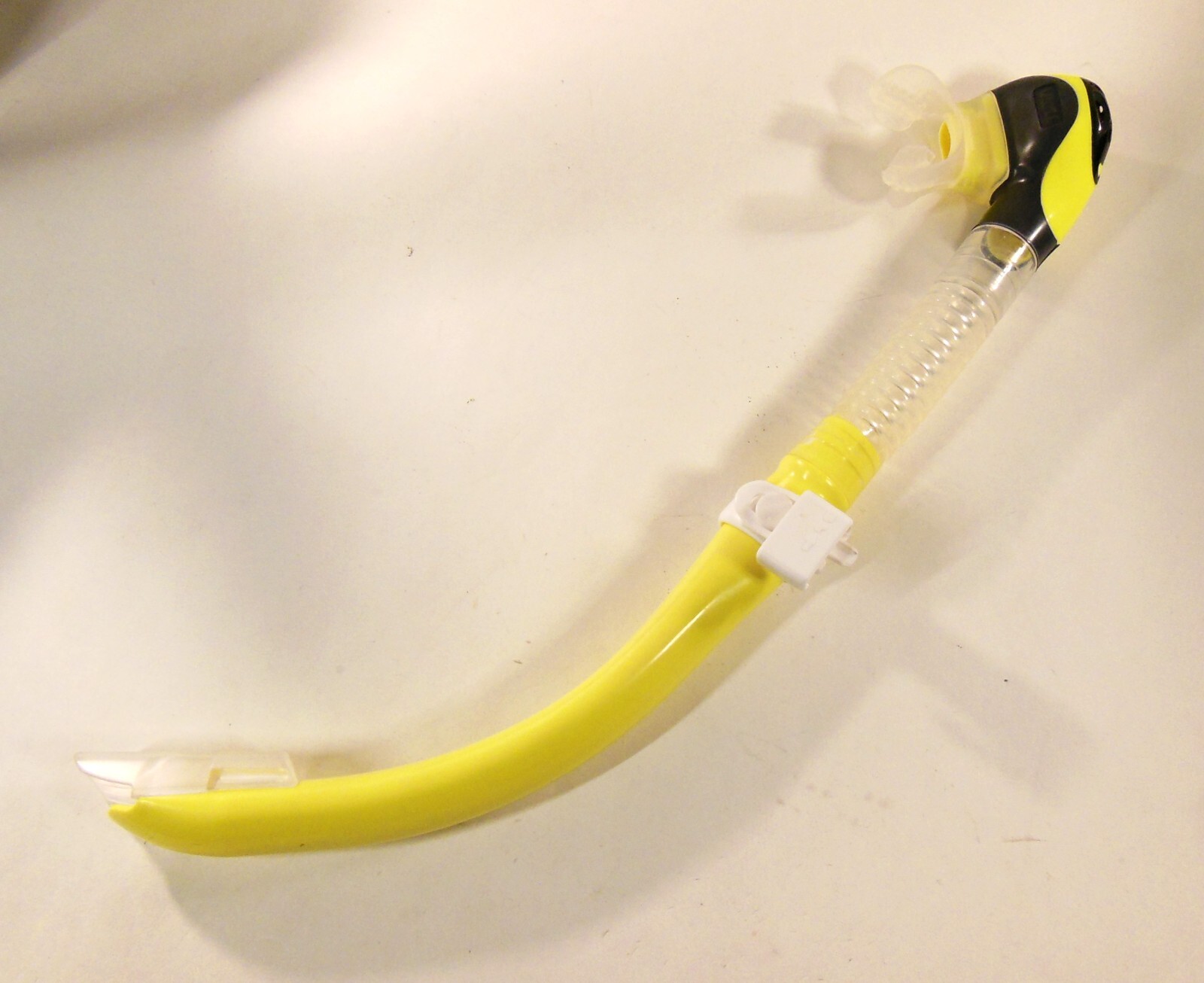 TUSA Platina Hyperdry SP-170 FY Snorkel in Flash Yellow and Black, Very Nice