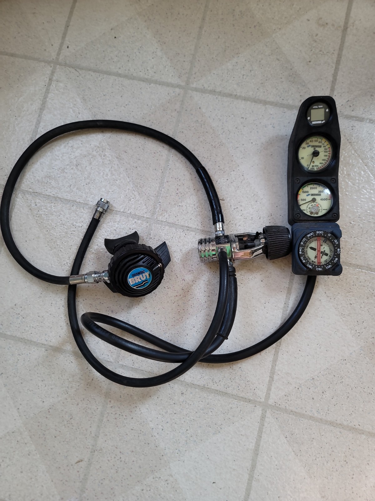 Sherwood Brut Scuba Regulator Set w/ Octopus & US Divers DS 3 Dive Computer