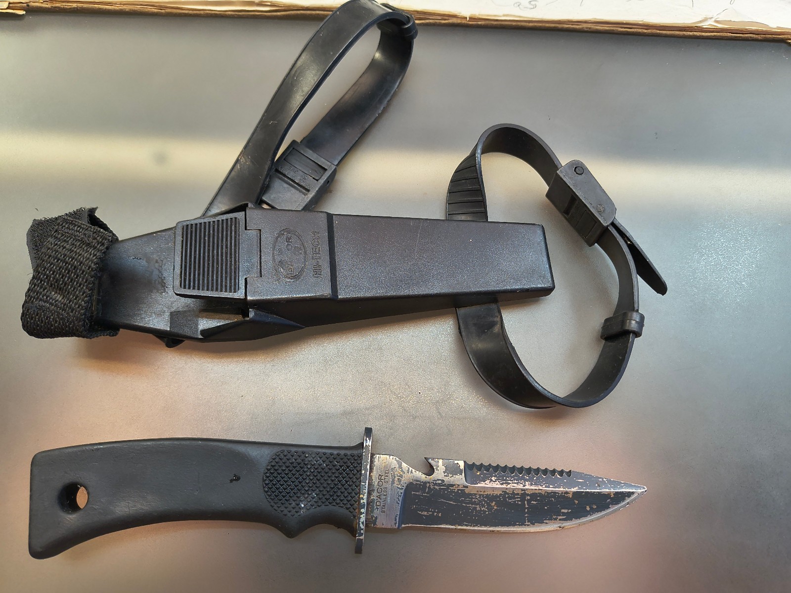 Dacor Scuba Dive Knife & Sheath w/Leg Straps Stainless Blade Black
