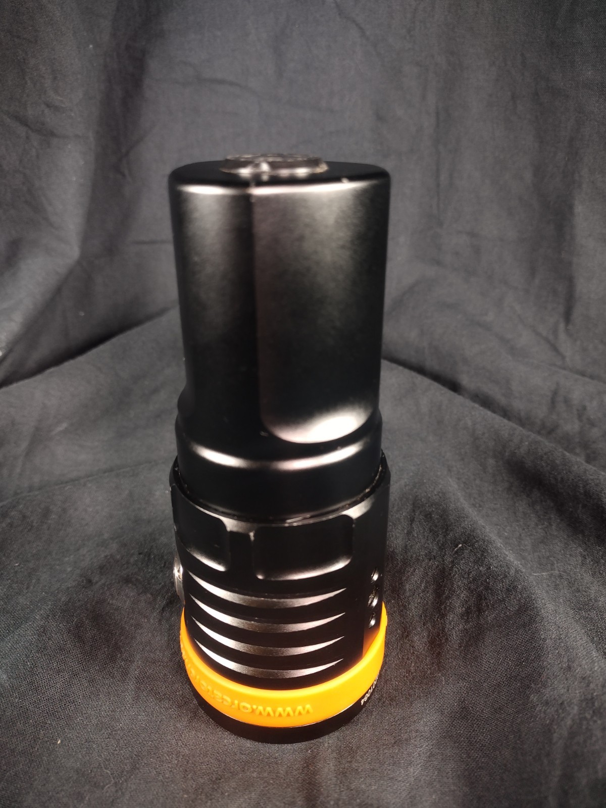Untested – Orca D900V Video & Dive Light Magnetic Rechargable