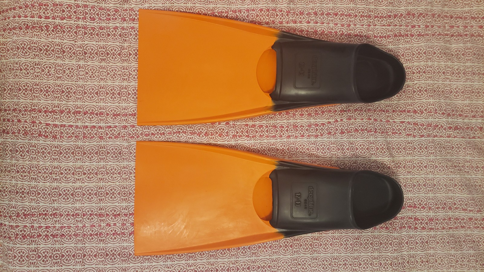 Full Face Snorkel Mask by Ocean Reef and Fins by Deep Blue PRISTINE CONDITION!!!
