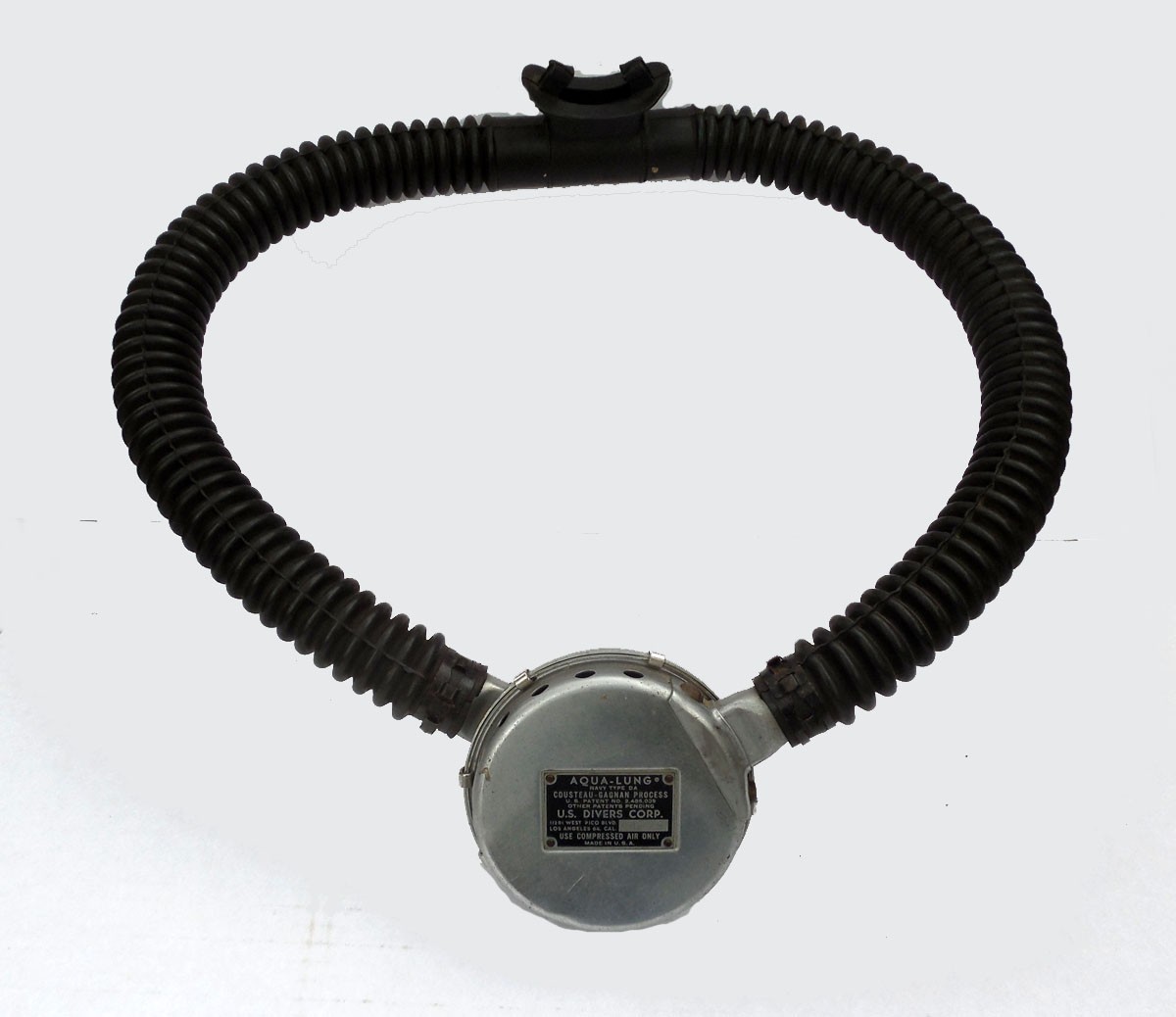 1955 AQUA-LUNG NAVY TYPE DA DOUBLE HOSE 2 STAGE REGULATOR SN/44279 -VERY NICE!