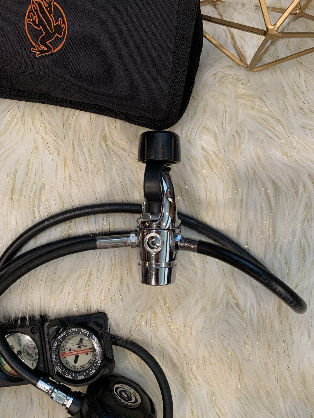 Sea Quest Yoke First Stage, Sea Quest Mirage Regulator, Sherwood Console, & Bags
