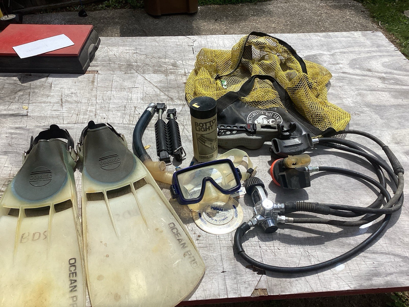 Vintage Scuba Diving Lot Tekna Dacor Oceanic Princeton Tectonics