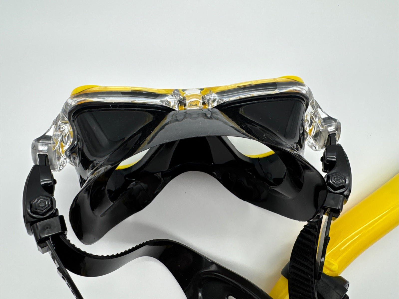 Eastern Watersports Pro Dry Snorkel Set Mask & Snorkel Black Yellow Adult