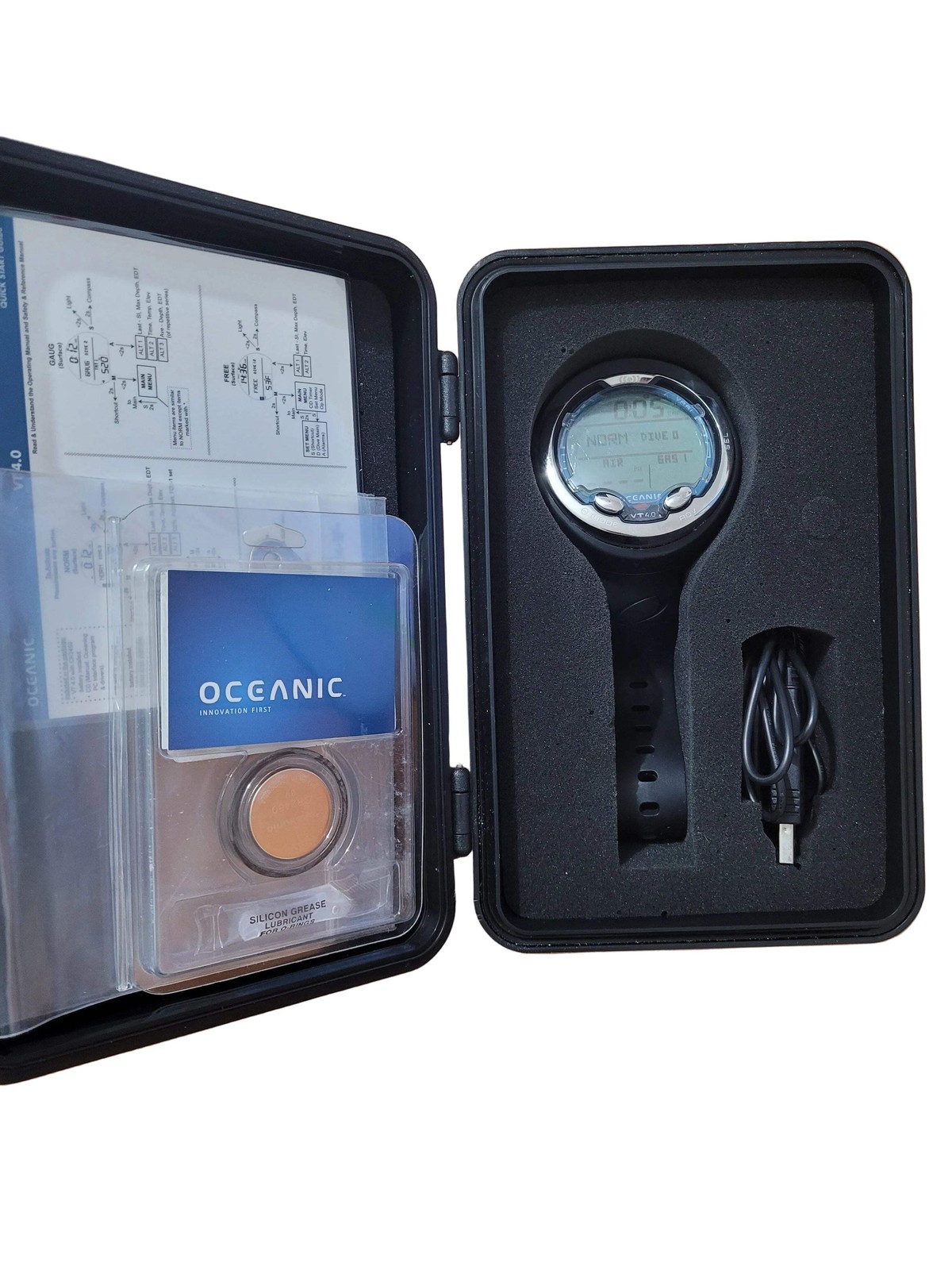Oceanic VT 4.0 Dive Computer with Data Cable and Case