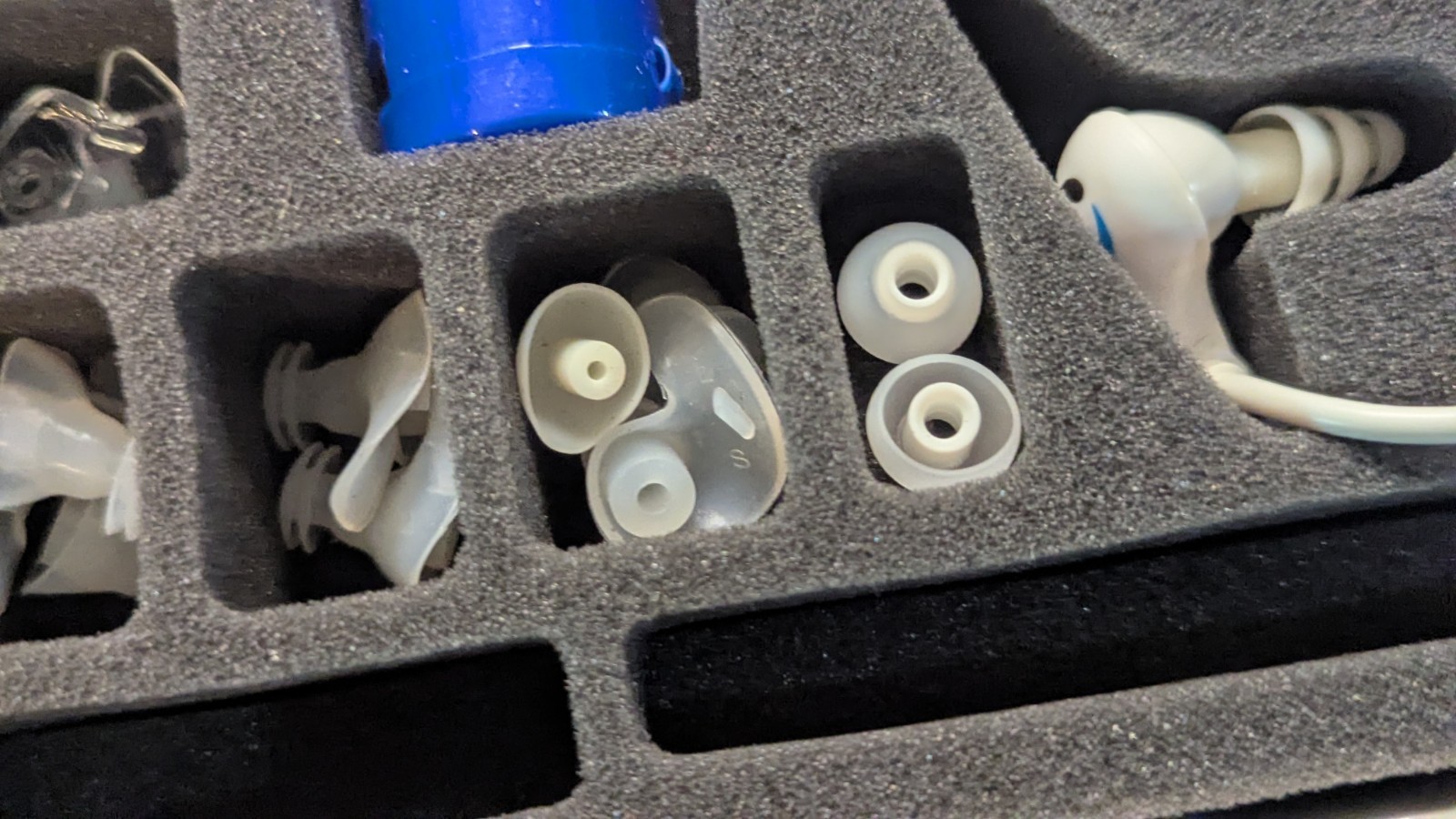 Waterproof Micro Tablet System by Underwater Audio UNTESTED AS/IS TURNS ON
