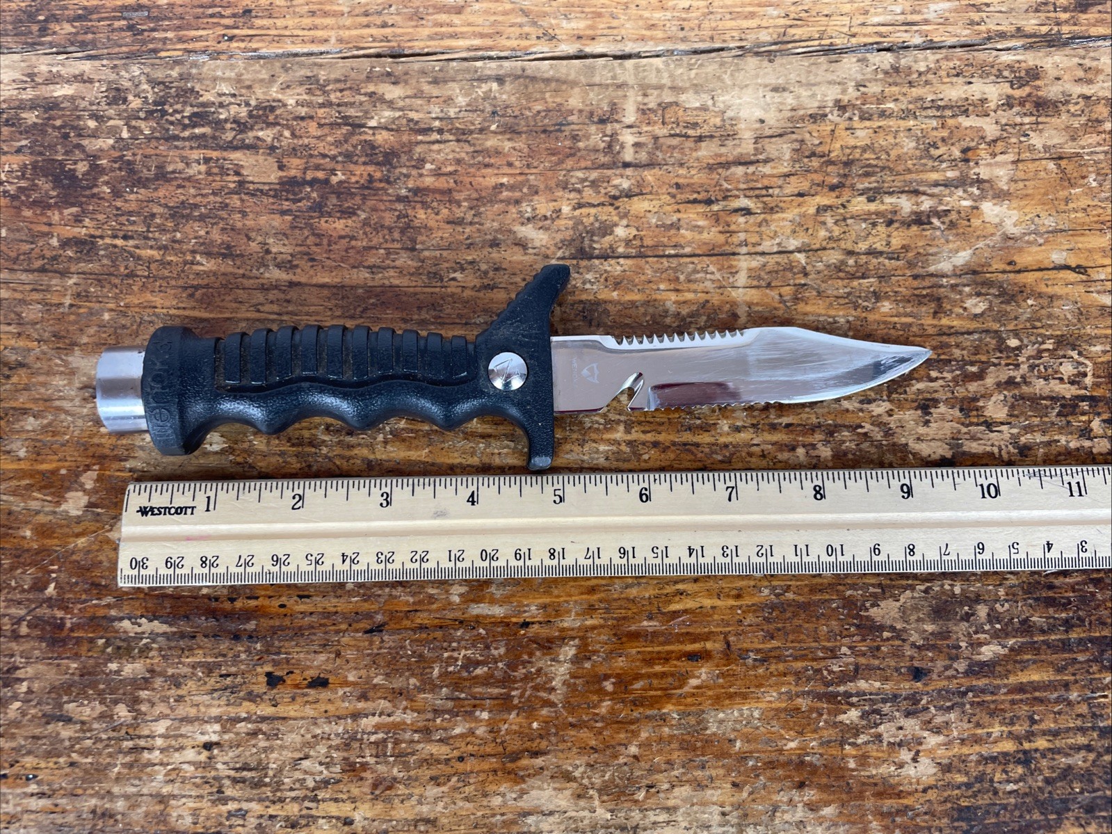 Wenoka 8635 Fixed Blade Dive Knife With Sheath 304-SS – Black- Japan