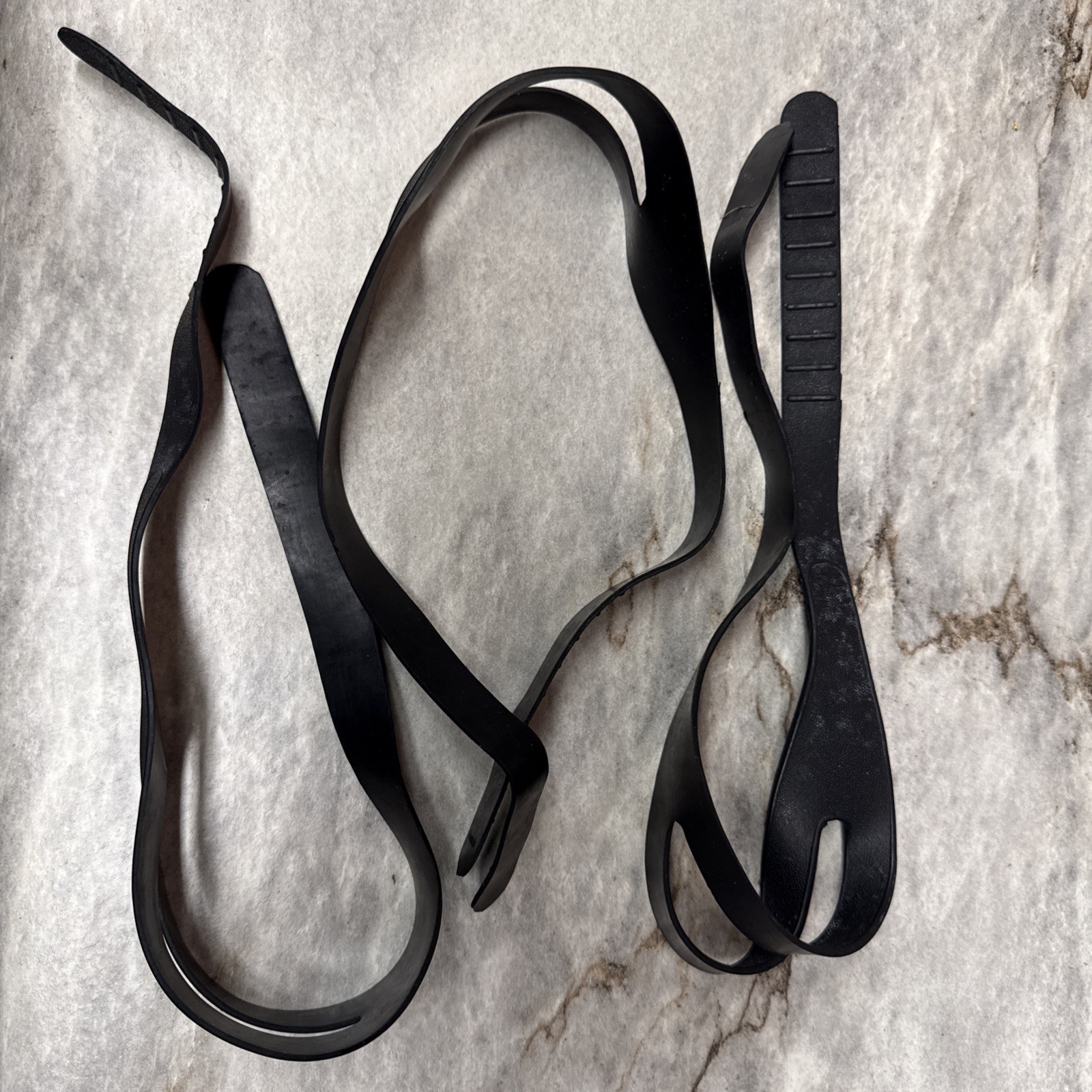NOS Generic Unbranded black rubber mask straps 3/4” wide New set of 3