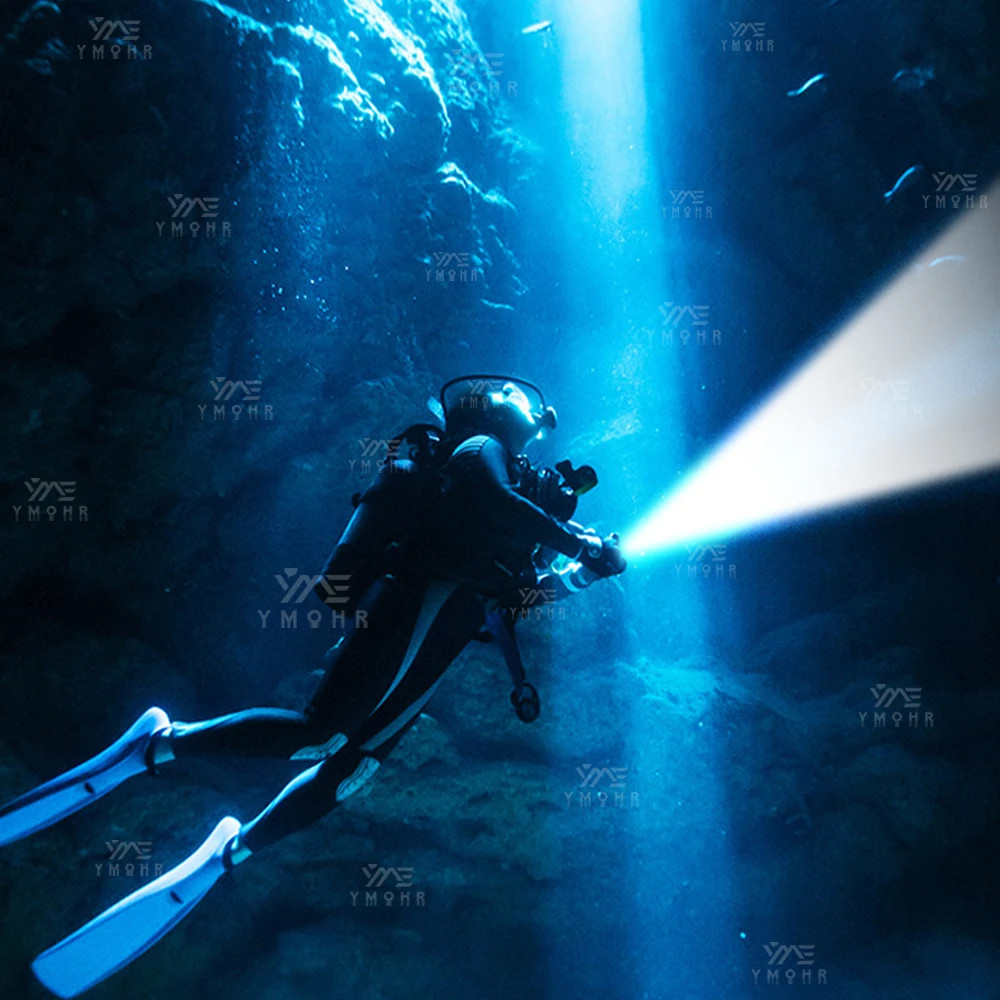 IPX8 Waterproof Diving Flashlight 3000LM Aluminum Dive Torch USB Rechargeable