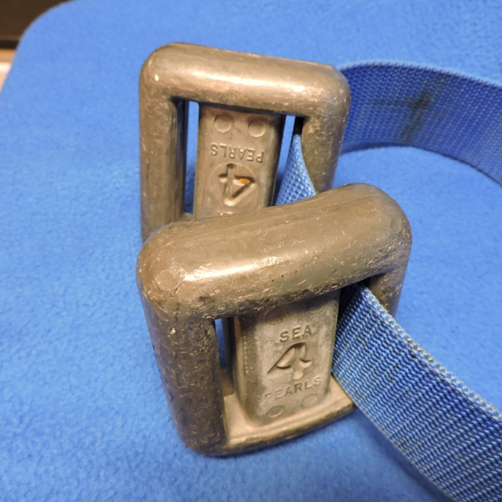 6 Sea Pearl Weights with Belt (2) of 2,3,4 lb = 18 total lbs